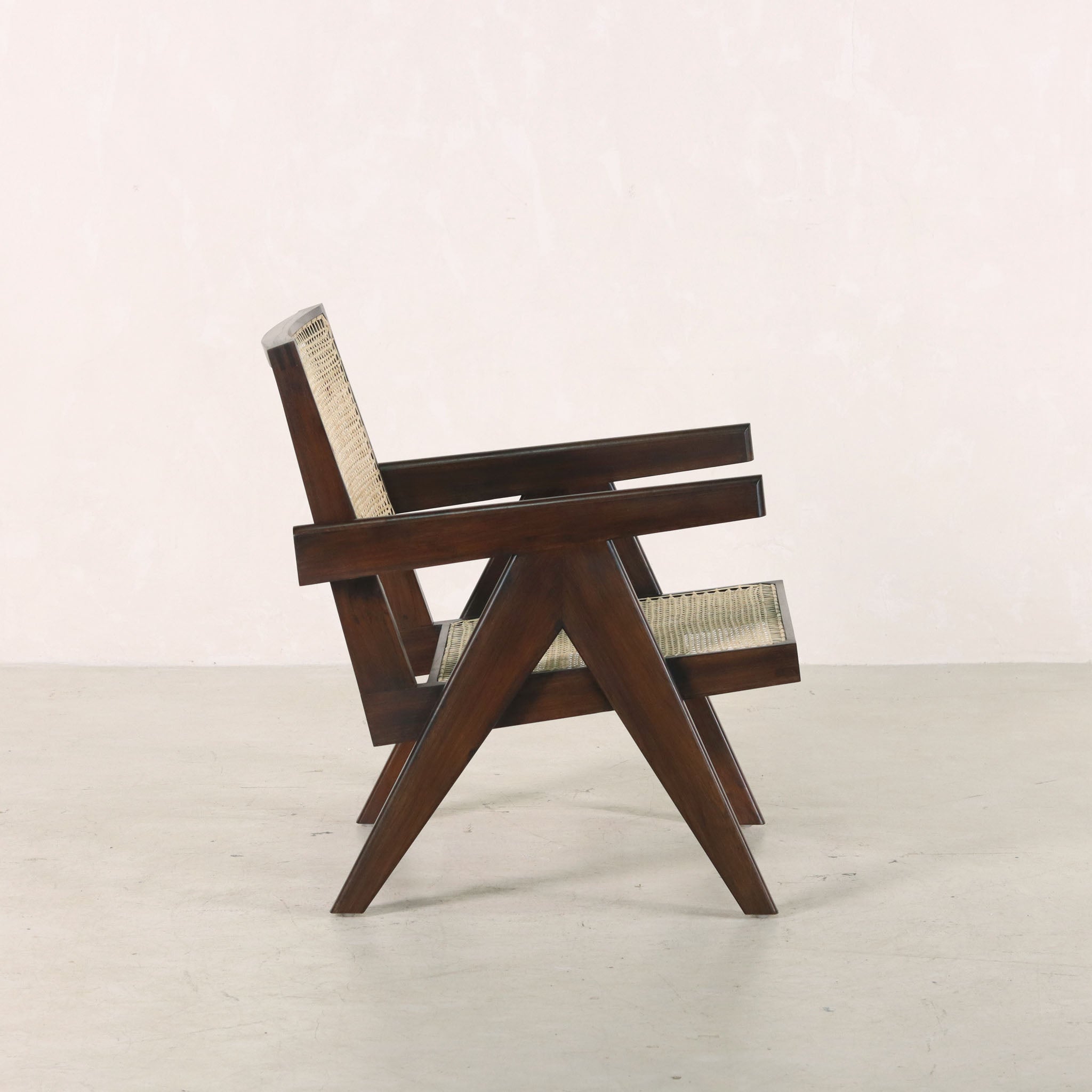 椅子 Easy lounge chair Easy Lounge Chair – TreeHause