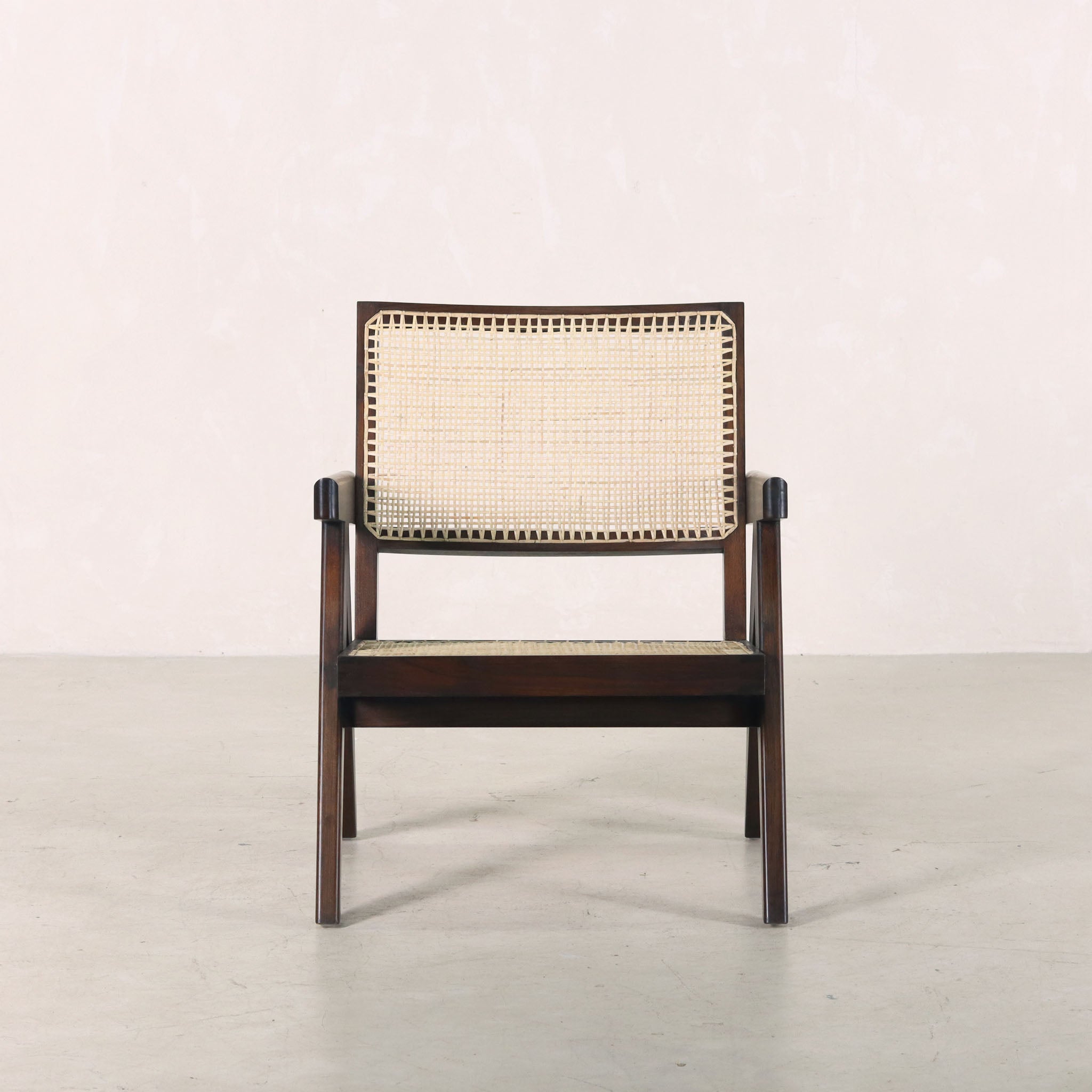 Easy Lounge Chair – TreeHause
