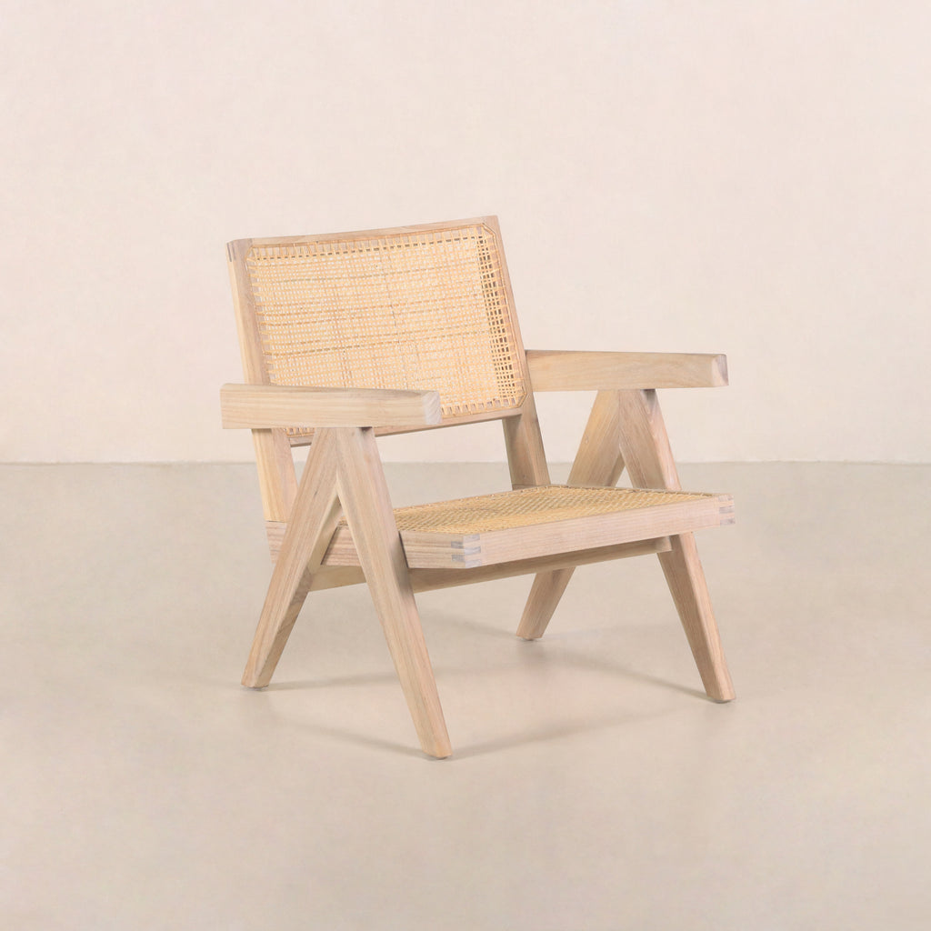 Easy Lounge Chair Sun-bleached