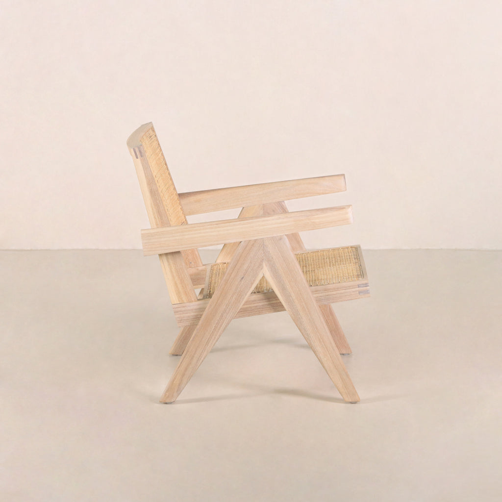 Easy Lounge Chair Sun-bleached